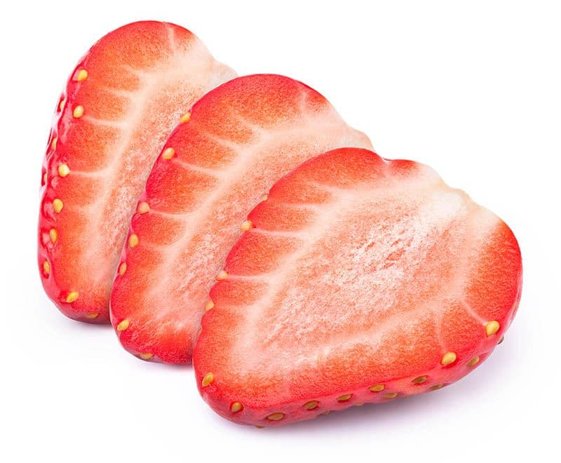 Can dogs eat strawberries - yes, sliced